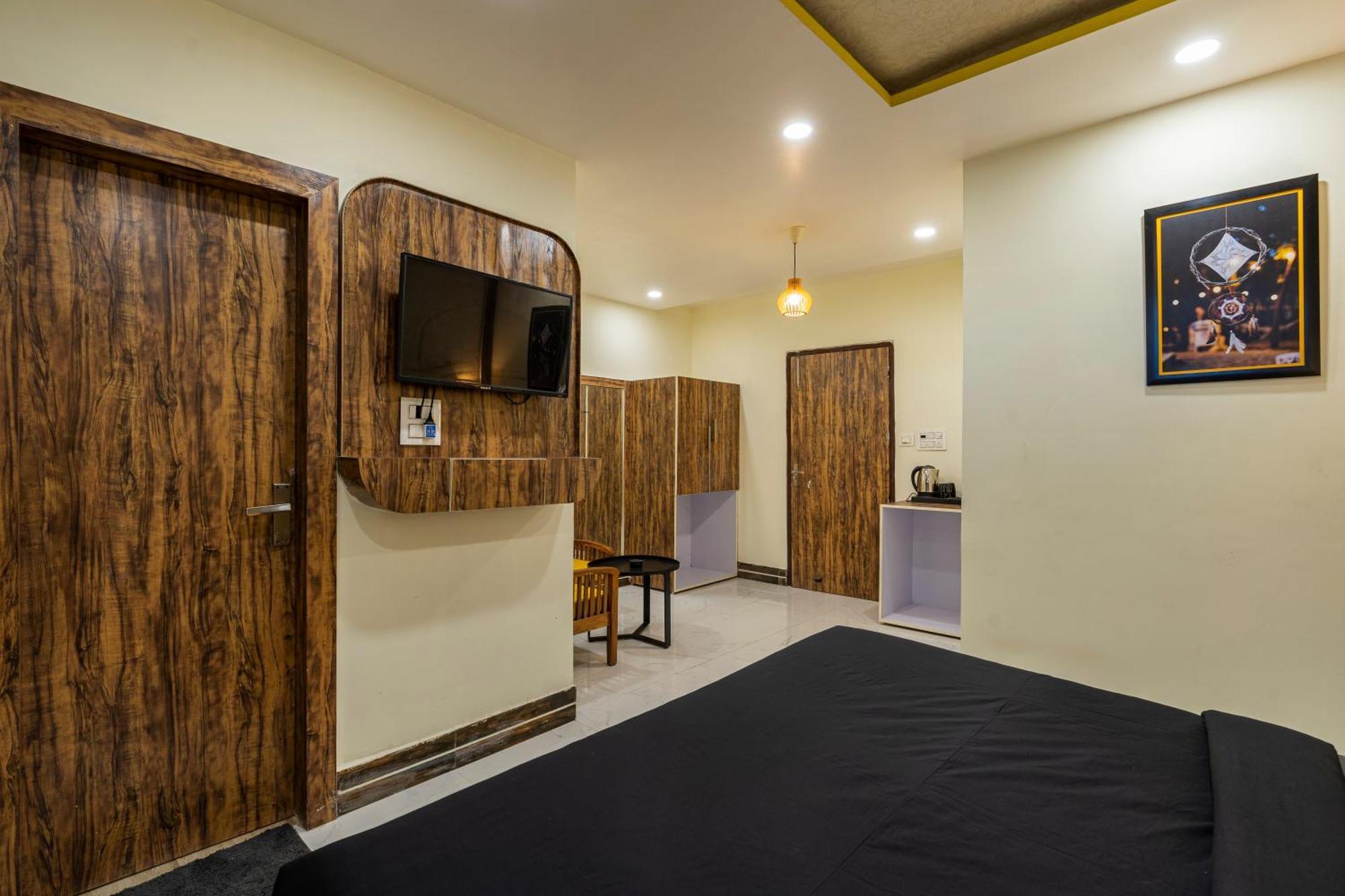 The Hosteller Mcleodganj, Mall Road McLeod Ganj Exterior photo